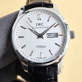 [Новинка] ： IWC, трехстрелочный дизай