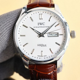 [Новинка] ： IWC, трехстрелочный дизай