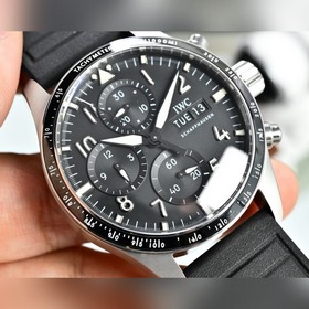 Новая модель IWC «Пилот» из серии «P