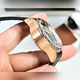 Новая модель IWC «Pilot’s Watch» из се