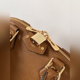 Оригинальная модель высшего качества с