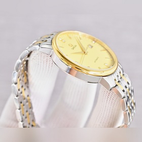 Omega — лаконичные механические часы с