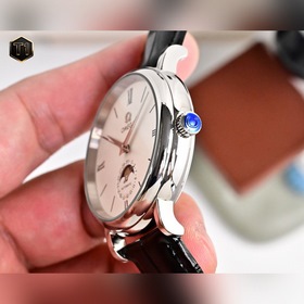 Модель Omega Classic Moonphase 2026 из