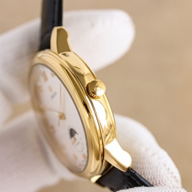 Модель «Omega Classic Moon Phase» сери