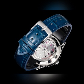 V Factory： акция «Подарок за покупку» 