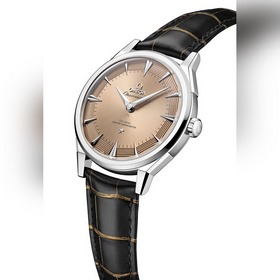 Поступили новые модели： OMEGA Conste