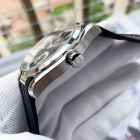 Мужские классические часы Omega Seamas