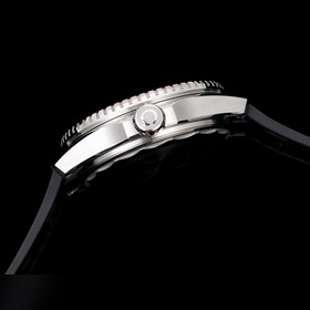 VS+ Omega — новая модель Seamaster 600
