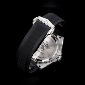 VS+ Omega — новая модель Seamaster 600