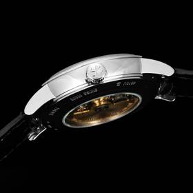 Vacheron Constantin： классическая крас