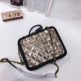 2023chanel Новая модель 21k от Chanel： сумка-зеркало для фотоаппарата с кожаным 
