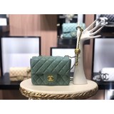 2023chanel (оригинал) новый цвет светло-зеленый, в наличии, сумка с крышкой.