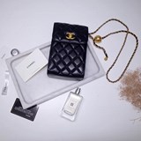 Размеры 2023chanel： 11x18x5 см.