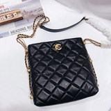 2023chanel Осенняя модная сумка Chanel с ремешком из овечьей кожи и ромбовидным 