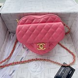 2023chanel Весна-лето Любовная сумка Создание моды — это игра. Арт-директор женс