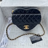 2023chanel Весна-лето Любовная сумка Создание моды — это игра. Арт-директор женс