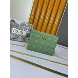 Dior [Вау] [Вау] Новая модная сумка Dior с цепочкой, изящная и компактная, с ори