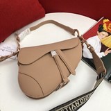 Новинка «Будьте классическим с классикой» Мода проходит, классика остается.