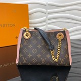 Сумка Surene BB M43777 Новая сумка Surene BB от Louis Vuitton изготовлена из мон