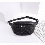 Оригинальная модель m44336 изготовлена из ткани damier cobalt. Отделка из кожи и
