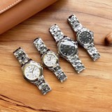 Новая модель Rolex [Бренд] ： новейшая модель Rolex с тремя стрелками и двойным к