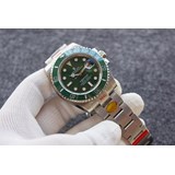 Новая модель Rolex Submariner в двухцветном исполнении — самая совершенная модел