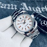 Новая модель Rolex： размеры： диаметр 40 мм, толщина 10 мм.