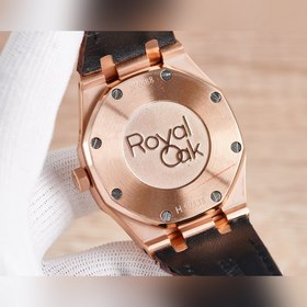 Часы Jaeger-LeCoultre Master Series отличаются функцией отображен