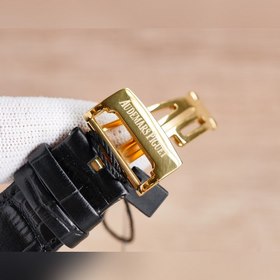 Часы Jaeger-LeCoultre Master Series отличаются функцией отображен