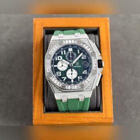 Часы Audemars Piguet с кристаллами Swarovski в форме звезд - Roya