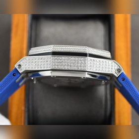Часы Audemars Piguet с кристаллами Swarovski в форме звезд - Roya