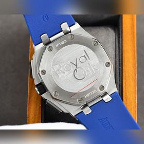 Часы Audemars Piguet с кристаллами Swarovski в форме звезд - Roya