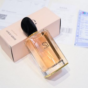 GIORGIO ARMANI Si Женский парфюм EDP Черная смородина： верхние но