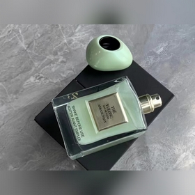 Название бренда： Armani Jade Dragon Tea Fragrance Loose Powder Об