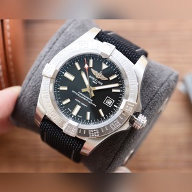 Breitling - Серия Avenger Полностью автоматический механизм 43*1