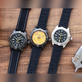 Breitling - Серия Avenger Полностью автоматический механизм 43*1