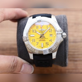 Breitling - Серия Avenger Полностью автоматический механизм 43*1