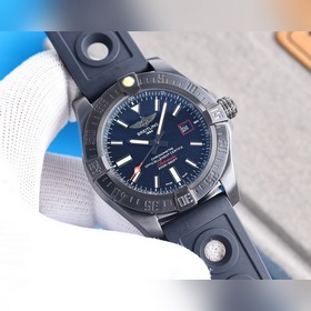 Breitling - Серия Avenger Полностью автоматический механизм 43*1