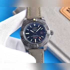Breitling - Серия Avenger Полностью автоматический механизм 43*1