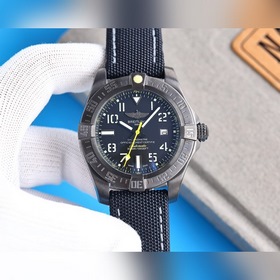 Breitling - Серия Avenger Полностью автоматический механизм 43*1