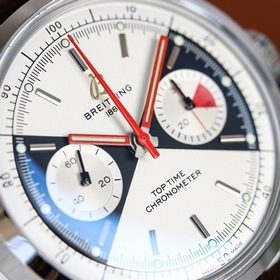 Часы Breitling Top Time Уникальный, сочетающий в себе необычный д
