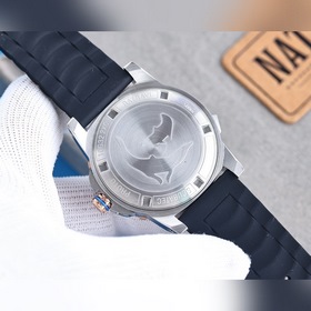 Breitling Colt Automatic Часы, специально разработанные изготовле