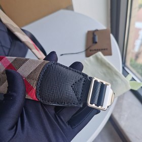 Рюкзак Burberry с отделкой из кожи Сумка отличается лаконичным из