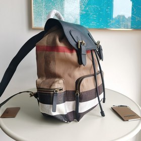 Классический рюкзак Burberry из льняной ткани The Rucksack, средн