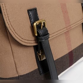 Сумка-мессенджер Burberry Canvas в клетку С роскошной отделкой из