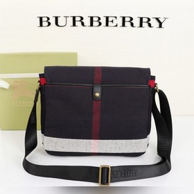 Сумка-мессенджер Burberry Canvas в клетку С роскошной отделкой из