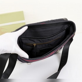 Сумка-мессенджер Burberry Canvas в клетку С роскошной отделкой из