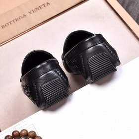 Botteg Venetta (BV) Кожаные туфли для повседневной носки Верх из 