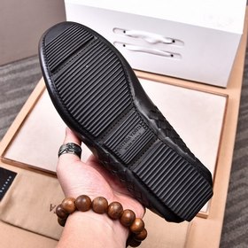 Botteg Venetta (BV) Кожаные туфли для повседневной носки Верх из 