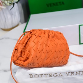 BV Сумка The Pouch Маленькая сумка с большим узором виде облаков
